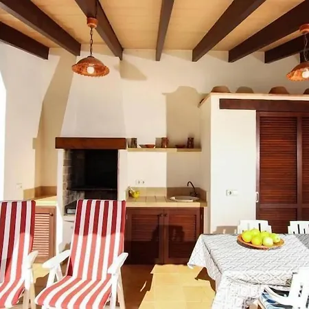 Cosy For 4 People By Renthousing Villa