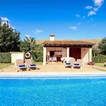 Villa Cosy For 4 People By Renthousing Port de Pollença