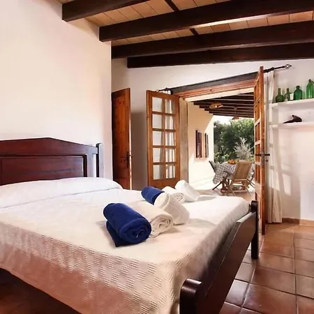 Cosy For 4 People By Renthousing