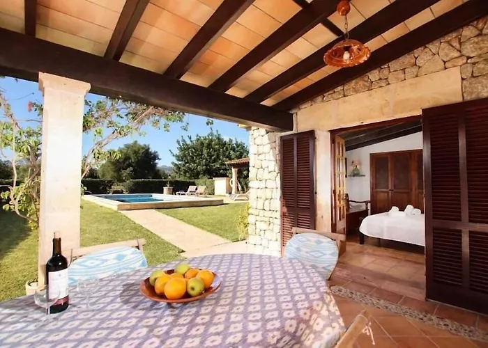 Villa Cosy For 4 People By Renthousing Puerto Pollensa