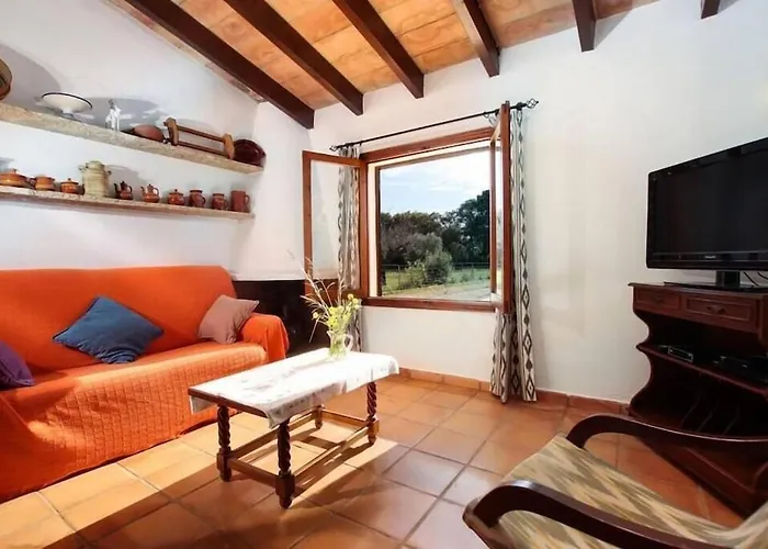 Villa Cosy For 4 People By Renthousing Port de Pollença