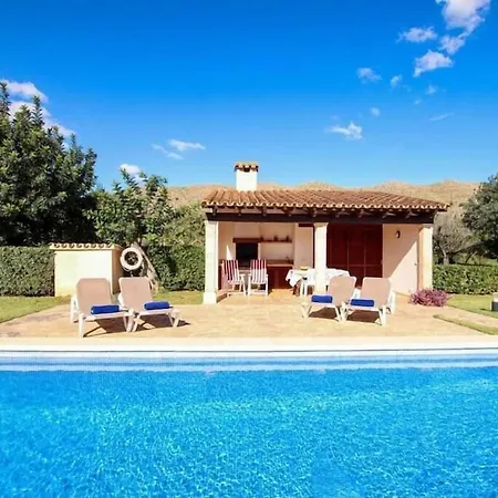 Villa Cosy For 4 People By Renthousing Port de Pollenca